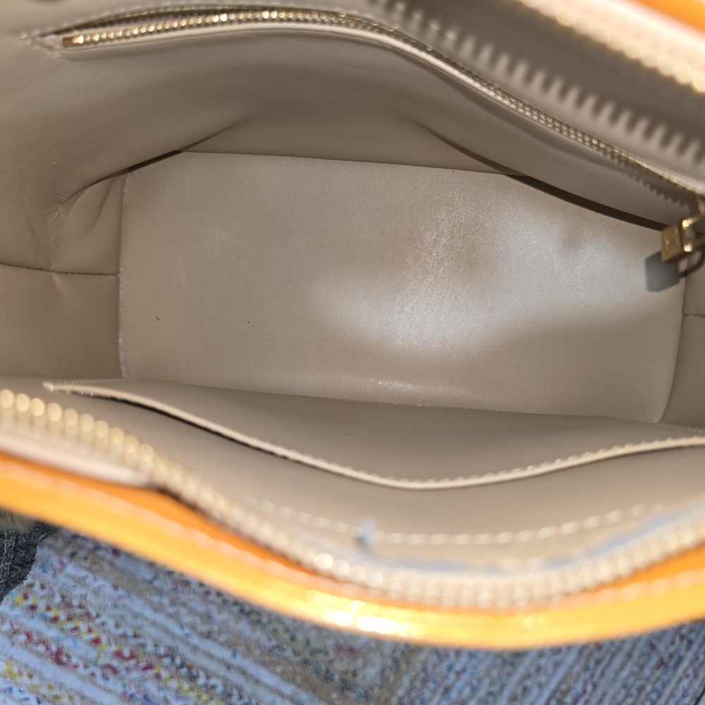 Louis Vuitton Yellow Monogram Vernis Houston Tote - Picture 3 of 13